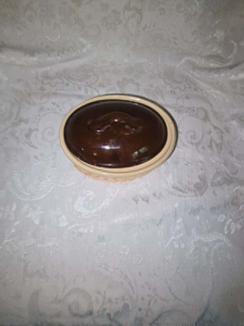 6.5x4 inch crock in a basket